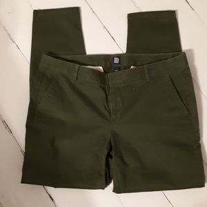 Gap green pants size 8